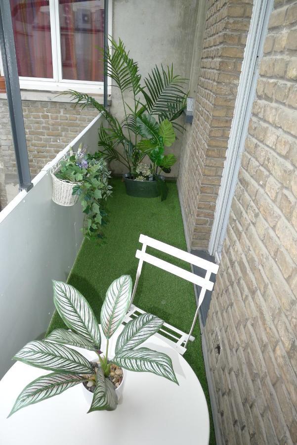 Logement Place D'Erlon Hypercentre Avec Balcon Apartment Reims Bagian luar foto